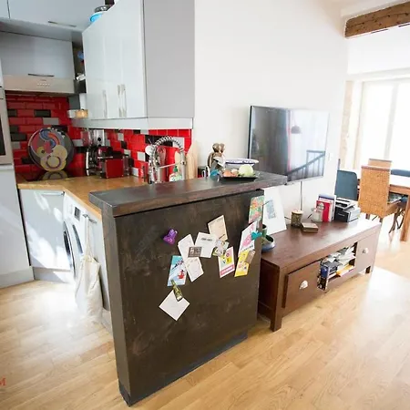 Souplex Apt In Batignolles, By Guestready Париж