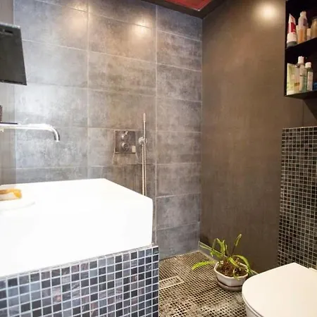 Souplex Apt In Batignolles, By Guestready Апартаменты Париж