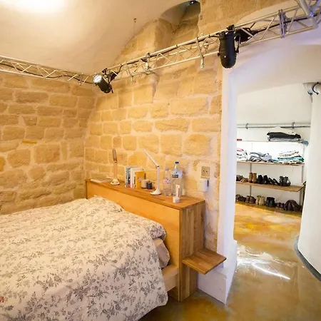 Souplex Apt In Batignolles, By Guestready * Париж